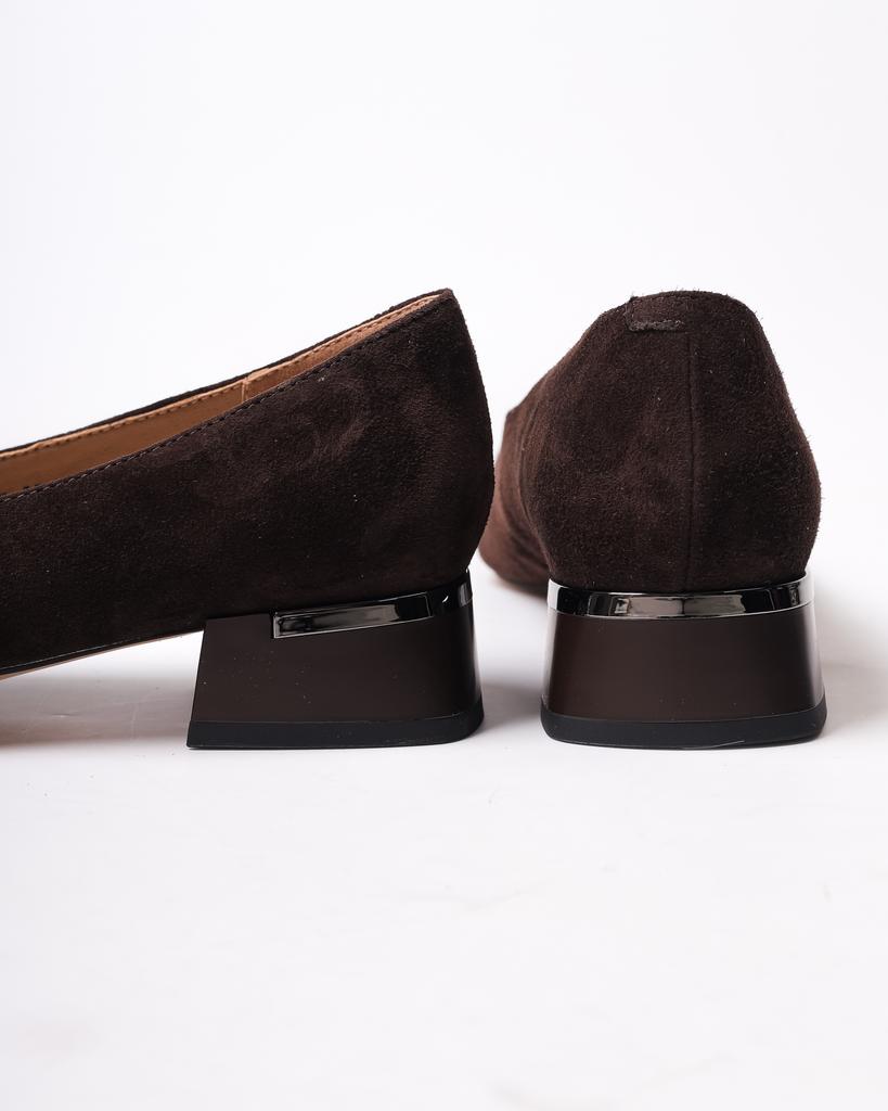 Туфли на низком каблуке Suny Liana 6980 36 коричневый замша