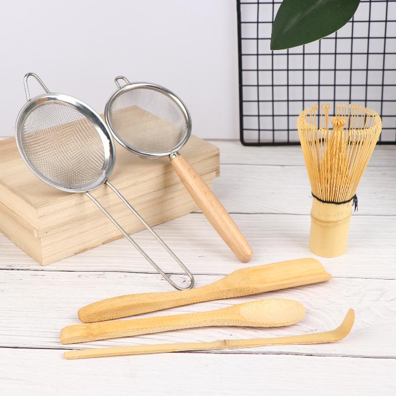 4Pcs Matcha Whisk Set Handmade Bamboo Matcha Whisk Traditional Tea Scoop Deep Scoop Tea Strainer Clear Whisk Storage Holder