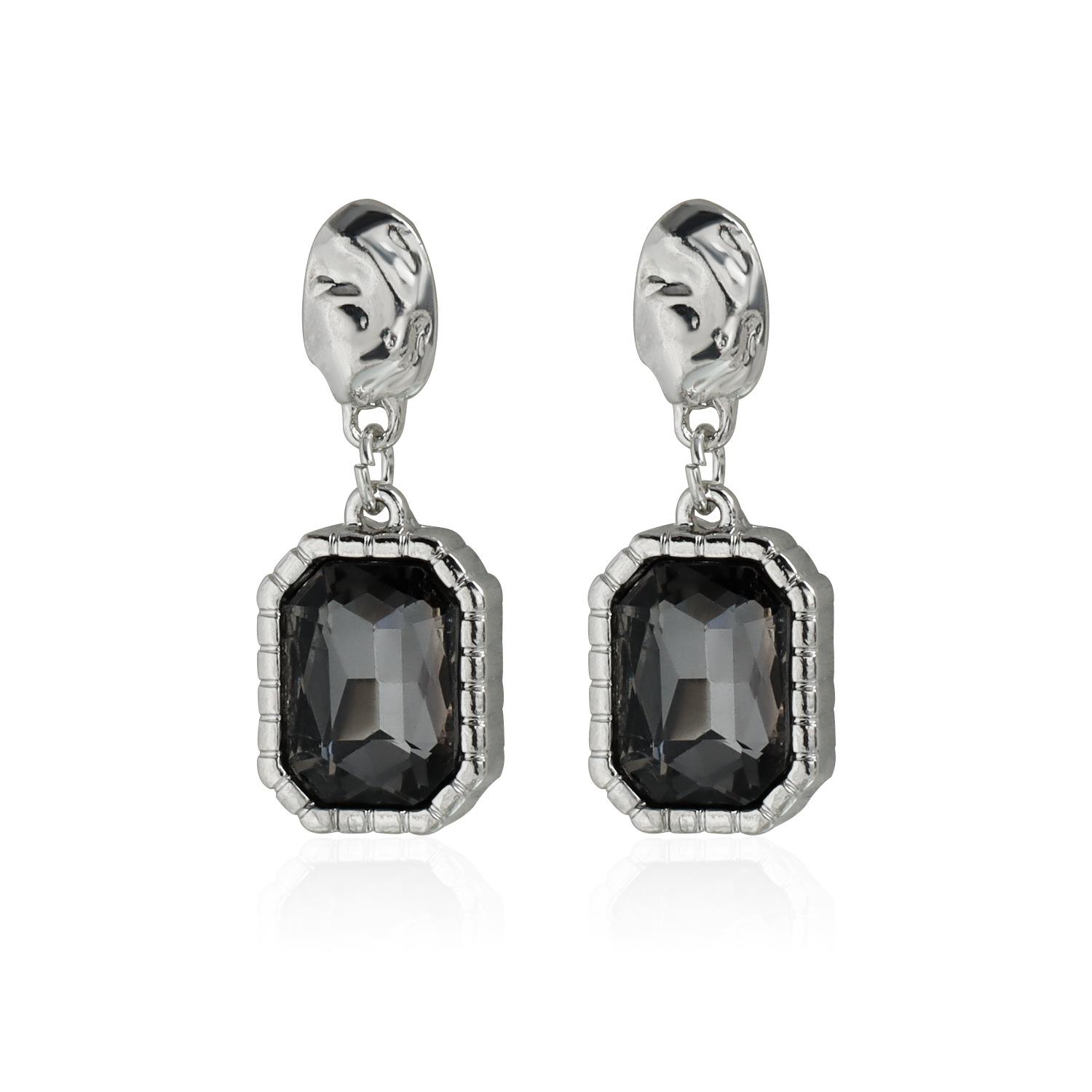 

Sexy dark wind geometric square diamond necklace ins cold wind bead chain collarbone chain
