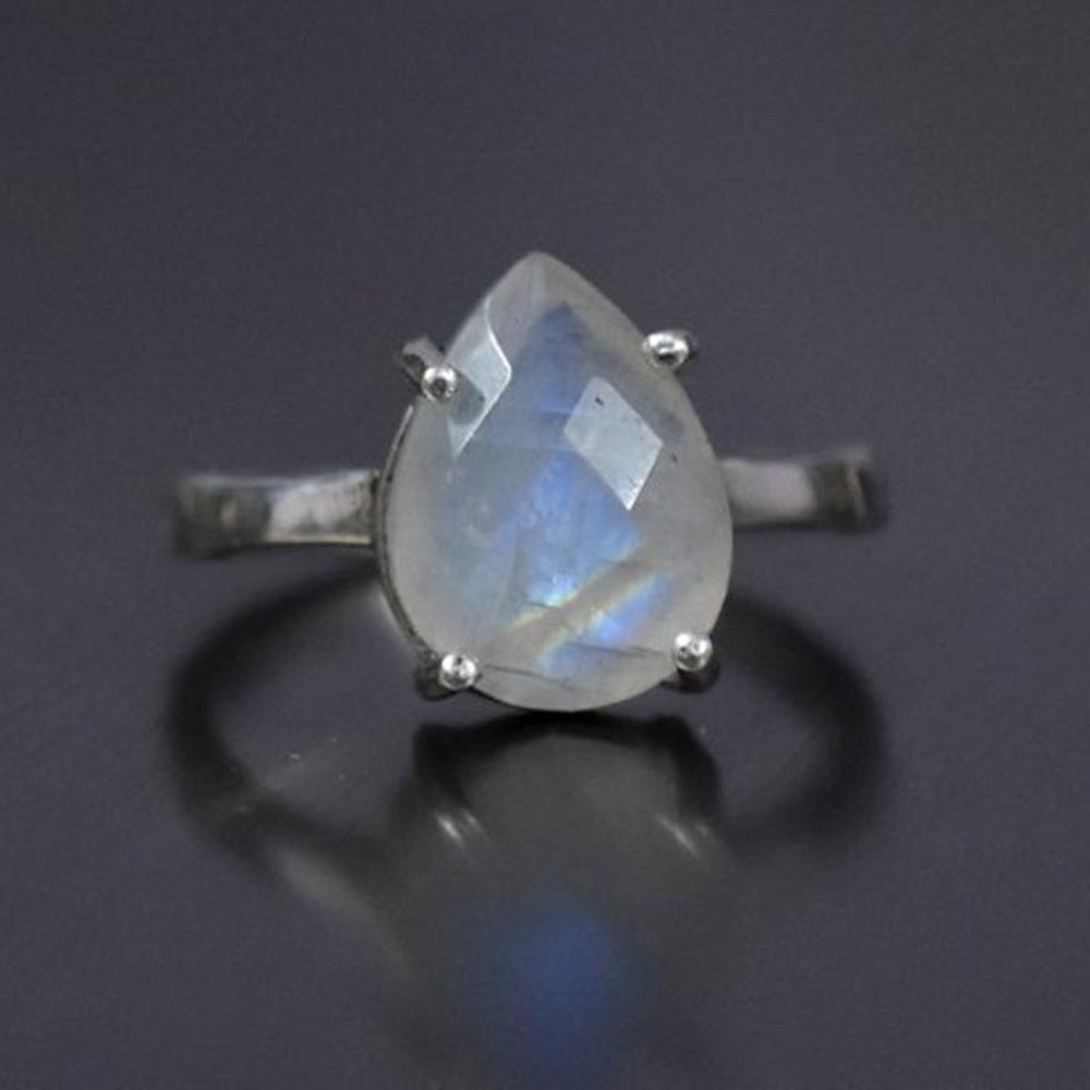 Natural Rainbow Moonstone Ring, 92.5% Silver Ring, Silver Moonstone Ring, Gemstone Ring, 925 Sterling Silver Ring, Boho Moonstone Ring