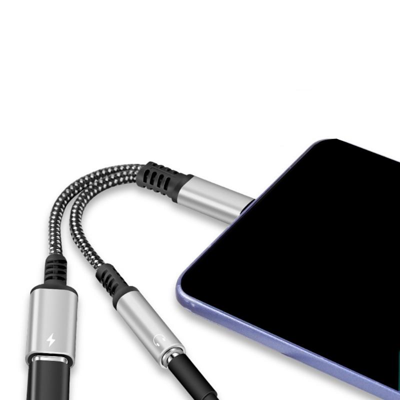 Simultaneous Charging And Sound USB C Adapter For Clear Sound On Phone And Devices