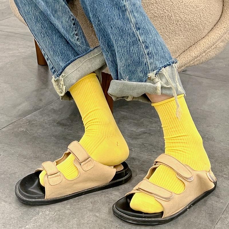 Colorful Women's Mid-Calf Candy Color Cotton Socks - Versatile for Spring and Autumn, Sporty and Over-the-Knee.