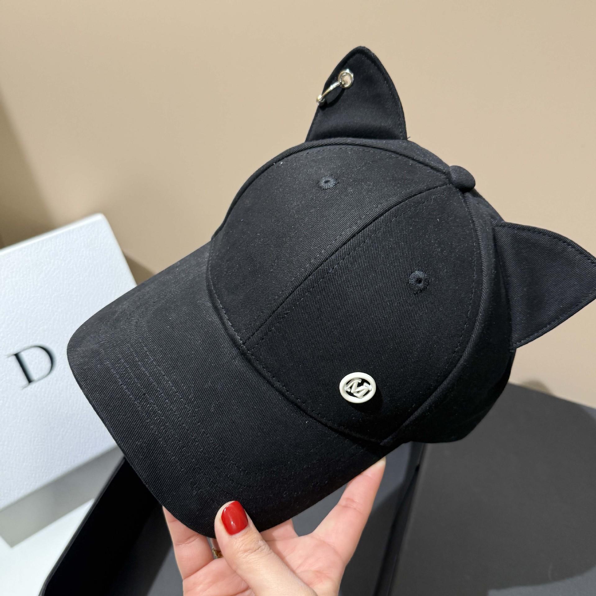 Comfortable Home Life Women's Black Lovely Cartoon Cat Ear Baseball Cap Men Streetwear Hip Hop Cap Adjustable Cotton Snapback Ponytail Peaked Cap Visor Hat