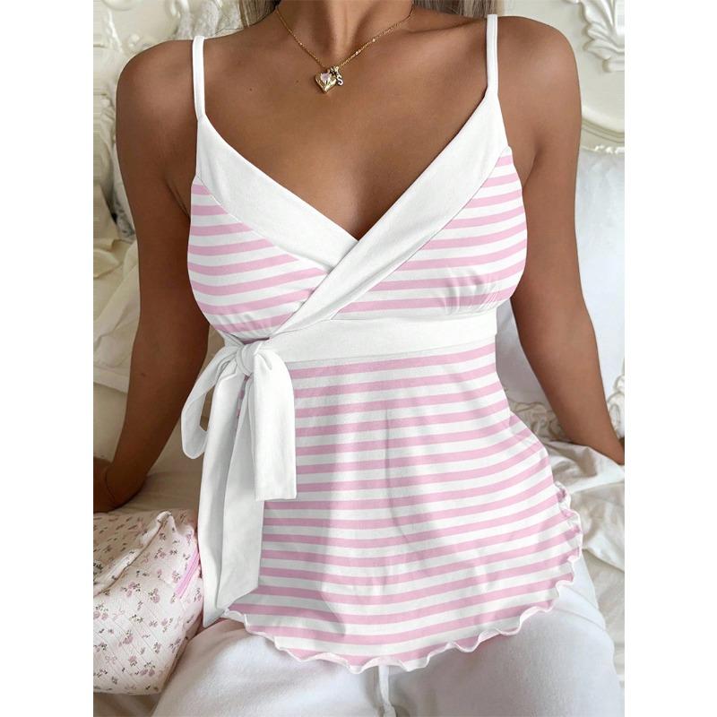 Spring and Summer V-neck Belled Crop Top with Waistband and Flowing Edges - A Slimming Sleeveless Top with Straps