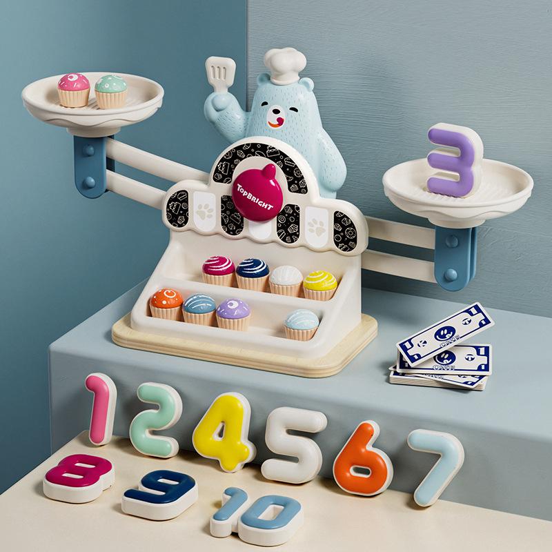 

Маленький медвежонок весы математическая игра - игрушка для веселья с деньгами и математикой для родителей и детей