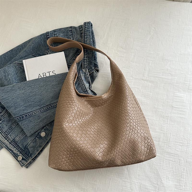 Stylish 2024 Street Style Pu Leather Tote Bag Large Capacity Elegant Underarm Bag хаки