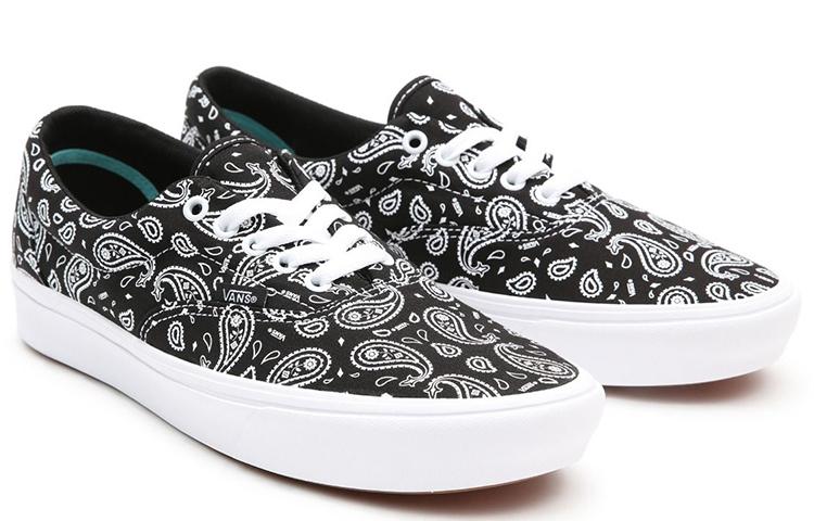 Ära ComfyCush Vans 'Paisley - Schwarz' VN0A3WM942L