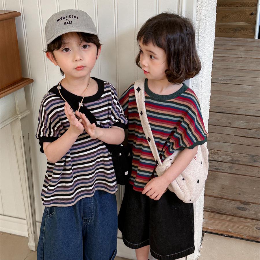 Jiaye Lato 2025 Kolorowe Paski Koszulki dla Dzieci - Unisex Luźny Krój, Okrągły Dekolt, Krótkie Rękawy