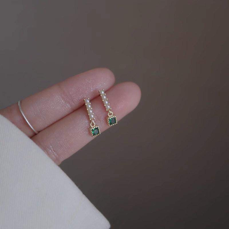 925 Sterling Silver Mini Pearl & Emerald Earrings: Japanese Korean Style, Light Luxury, Trendy Drop Design for Women