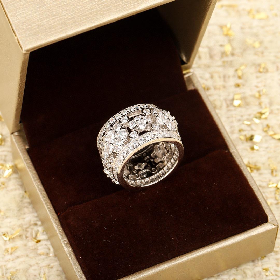 

Последний горячий бренд Винтажные женские кольца Роскошные украшения для женщин Полностью бриллиантовые Дизайнерские модные Чистое серебро 925 пробы Женские кольца для вечеринок 6