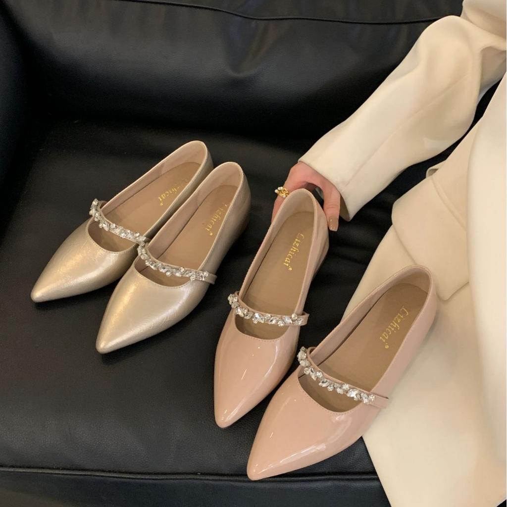 2025 new inner slope heel pointed rhinestone word with patent leather shallow mouth versatile OL Mary Jane women's shoes