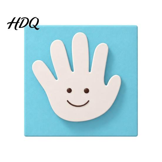 Cute Palm Light Switch Guard 3D Printed High Five Plate Covers Decorative Bedroom Wall Decoration Cover Plate Creative Outlet Covers Faceplate