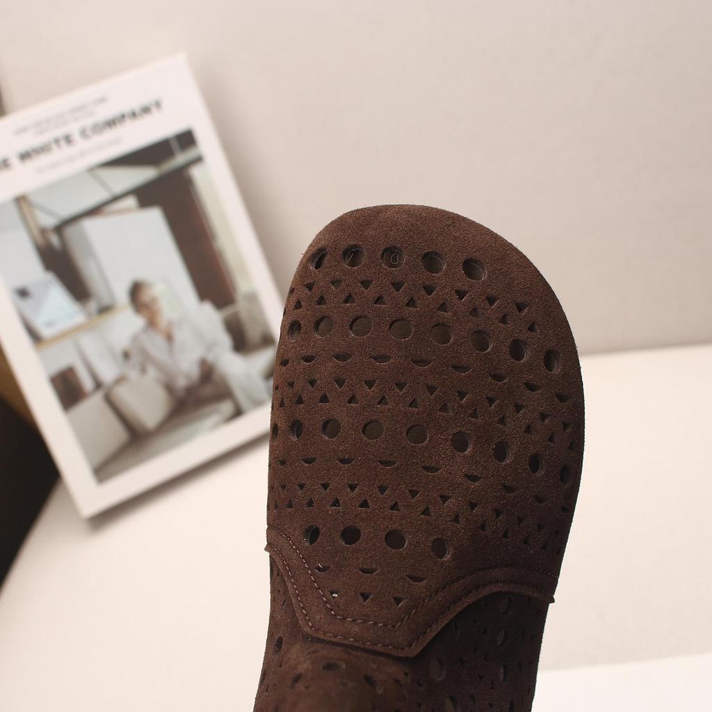 2026 Summer Korean Style Fashionable Girls' Short Boots - Breathable Hollow Sandals for Toddlers with Soft Soles