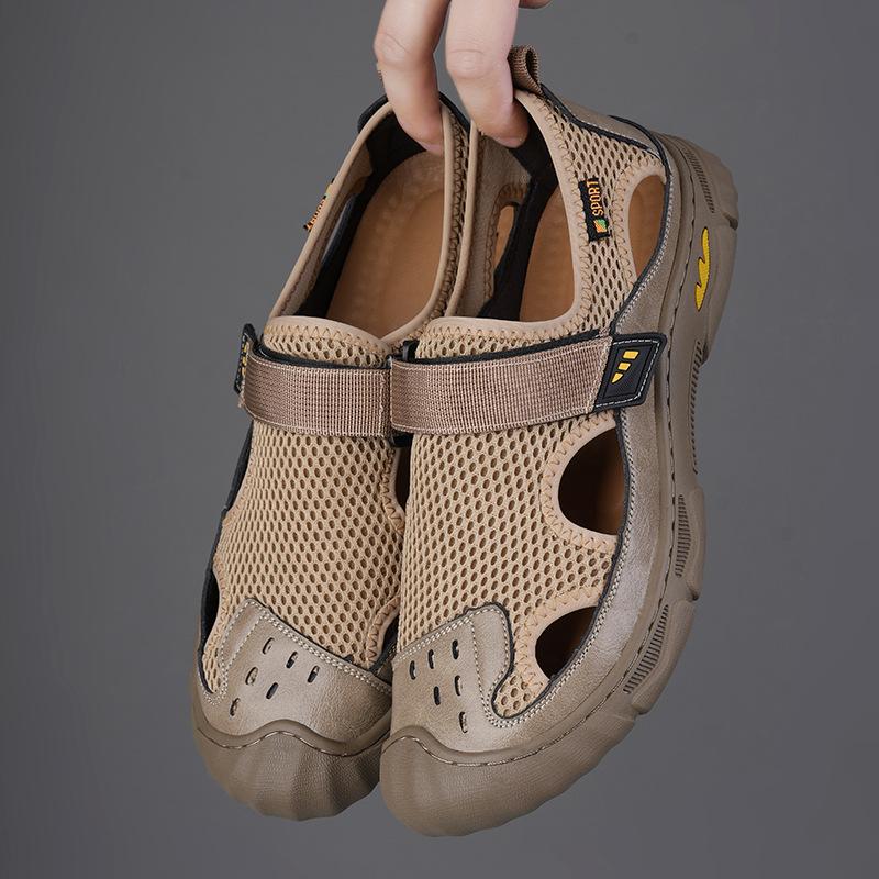 Sandals men's 2025 summer breathable outside wear casual beach shoes men's outdoor sports non-slip cool slippers 2025