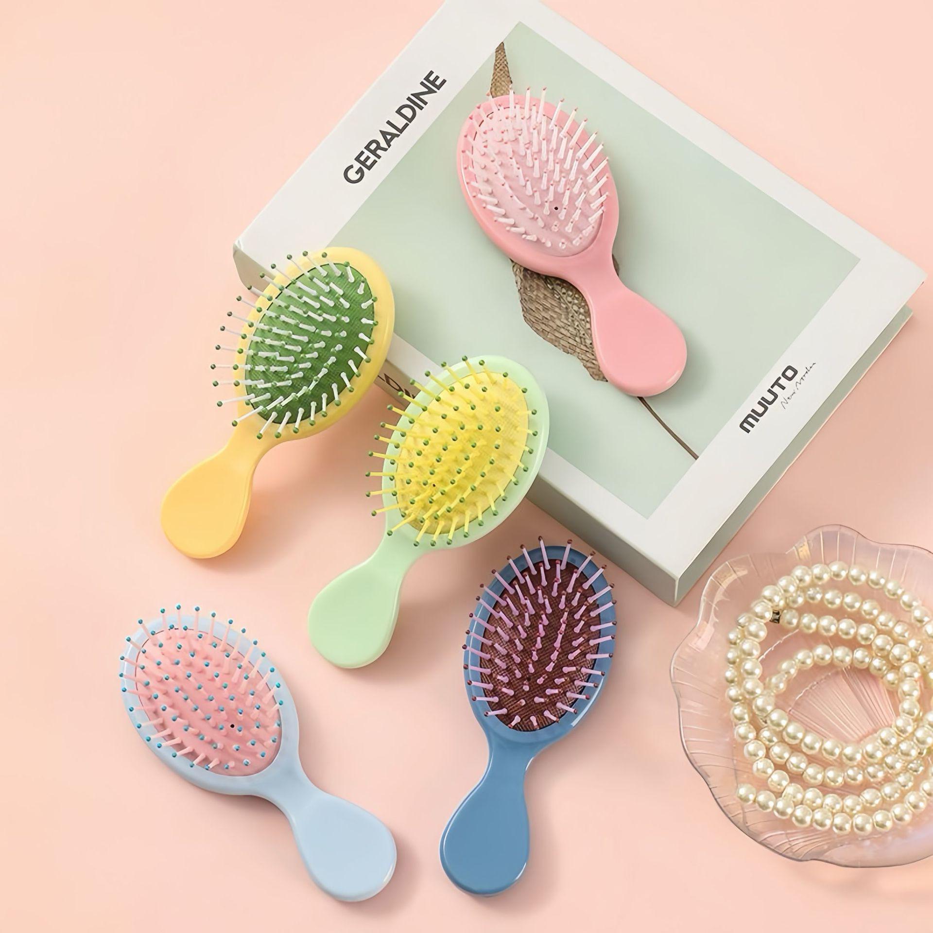 

Compact Mini Cushion Brush - Portable Airbag Massage Comb for Women розовый