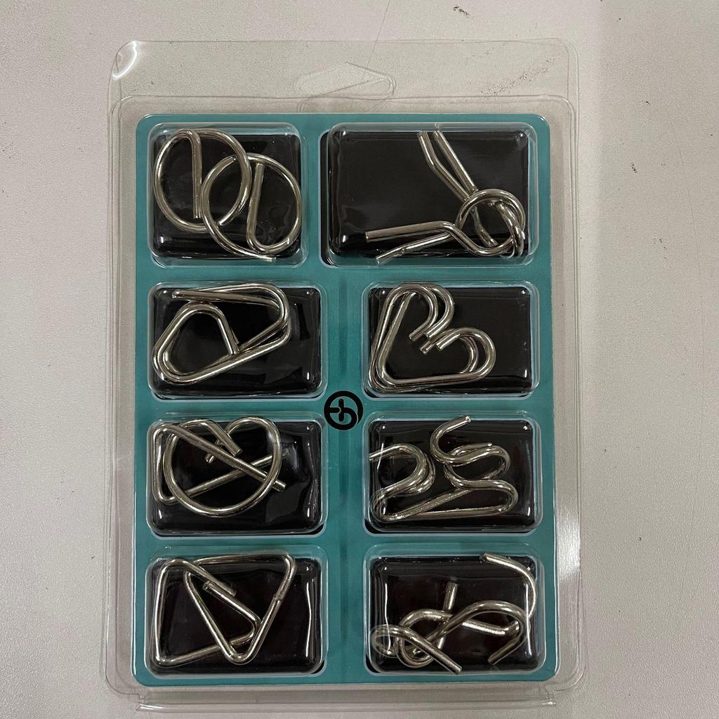 Intelligent Unlocking Ring and Buckle Set: Educational Toy for School Kids - 8-Piece Luban and Kongming Locks