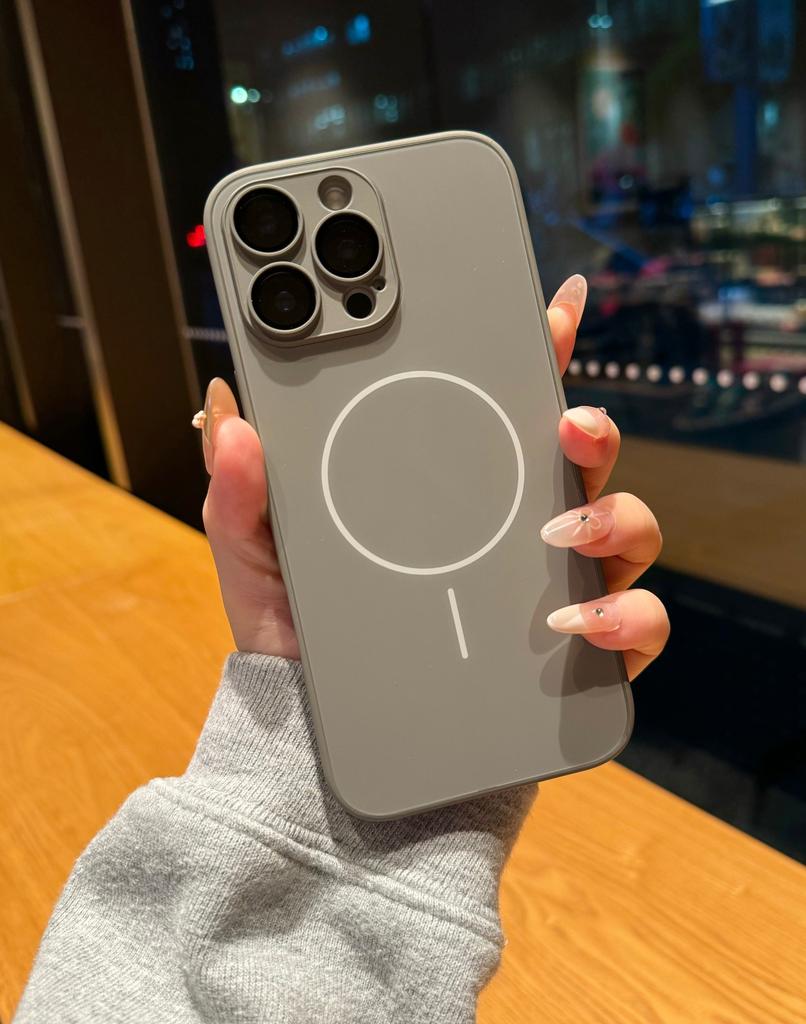 Applicable to iPhone16 matte AG magnetic mobile phone case Apple 15proMax all-inclusive hard case 14 anti-drop protective case
