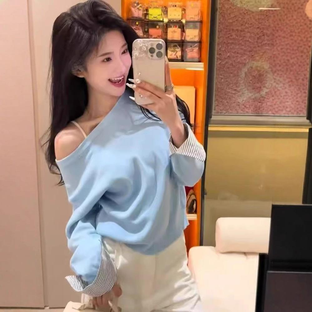 Korean lazy slanted shoulders low round neck sleeves splicing striped knitted sweater women s 2025 autumn new loose one size fits all синий