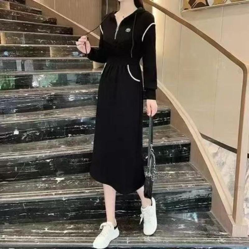

Small Dress Women s Autumn and Winter Fashion Hooded Drawstring A-line Skirt Waist Slimming Mid-length Skirt XXXL чорний