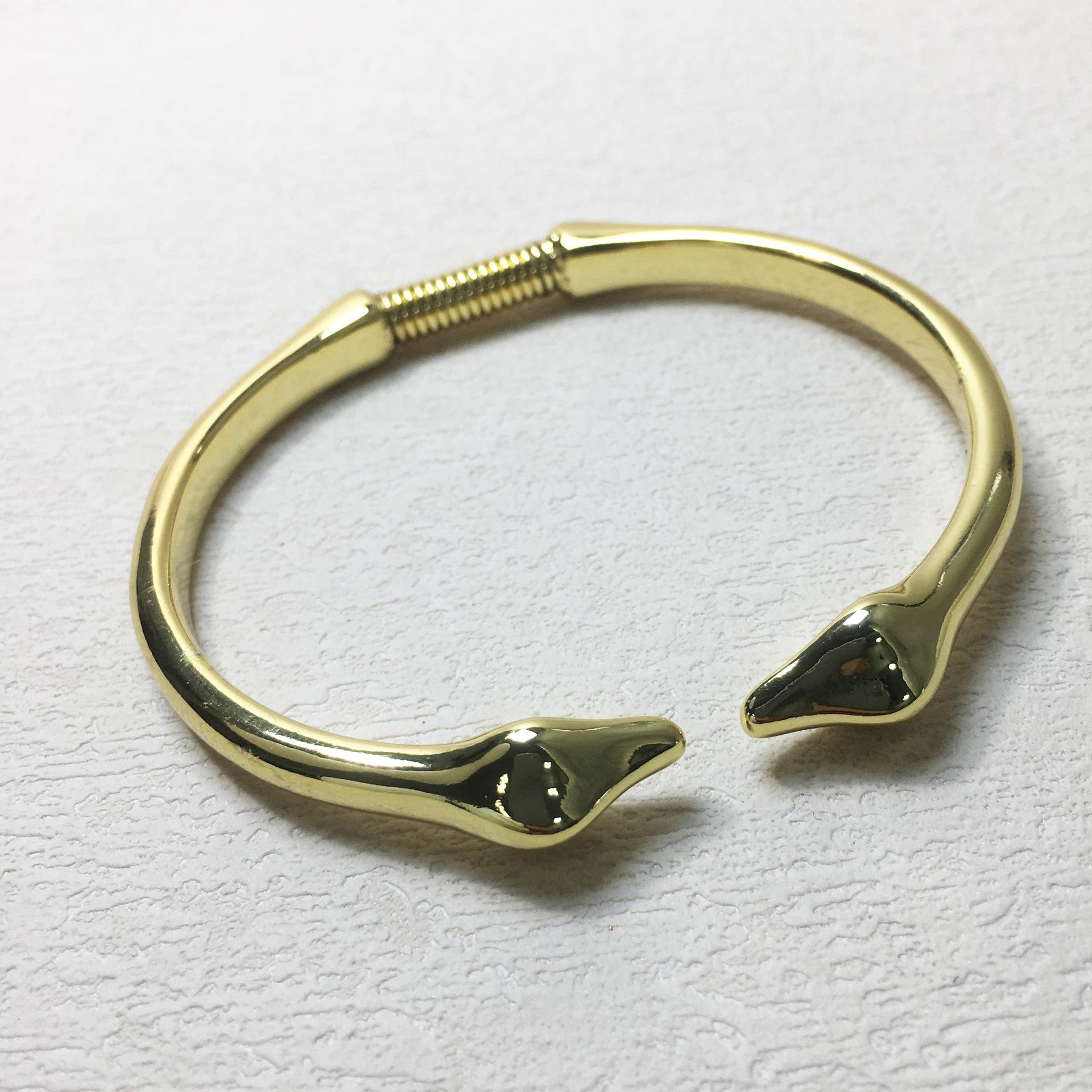 UNOde50 2024 Bestseller: Exquisite Geometric Bracelet in Spanish Women s Romantic Fashion Jewelry