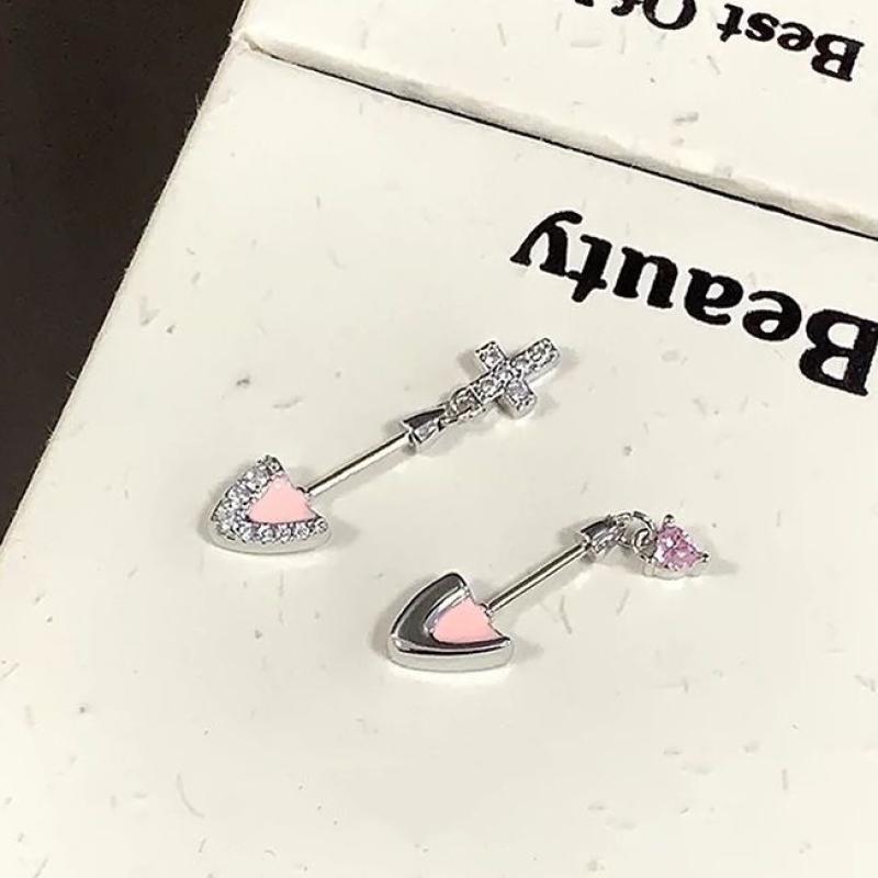 1 Pieza Pendiente de Hueso de Oreja con Colgante de Corazón y Cruz de Circonita Brillante en Forma de Oreja de Gato Para Mujeres Tendencia Accesorios de Piercing Corporal