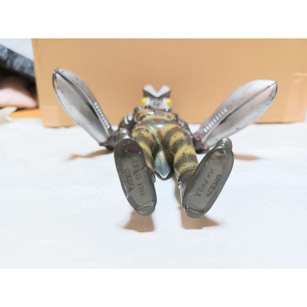 Used Extremely Rare 1994 Baltan Alien 19cm Ultraman Soft Vinyl Figure Ultra Hero Series Ultra Monster At the Time Out of Print