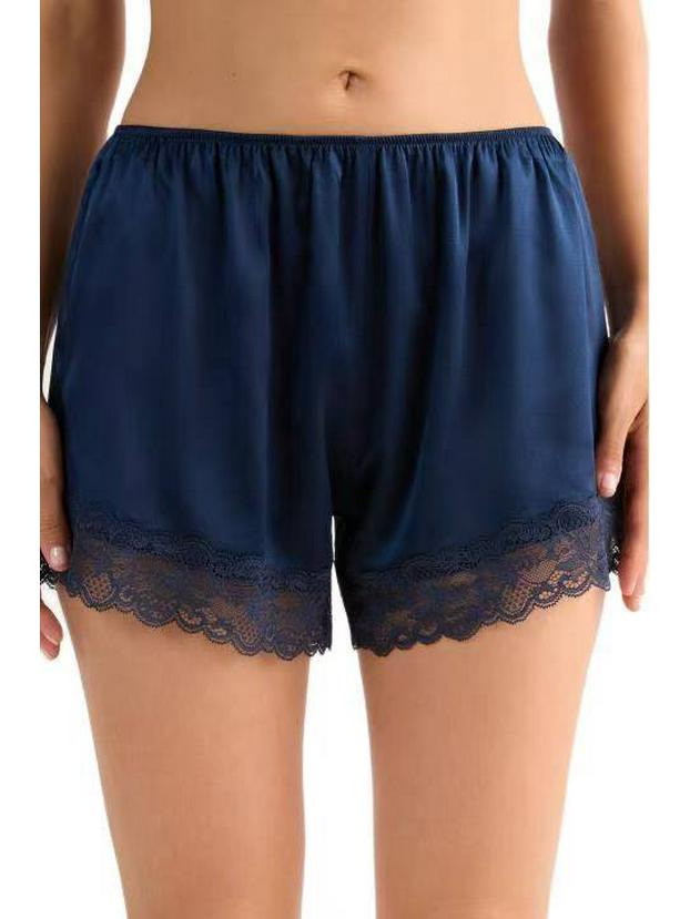 Women's Anti-Exposure Satin Lace Base Layer Shorts - Plus Size, Ice Silk, Summer Thin, Wearable Outdoors