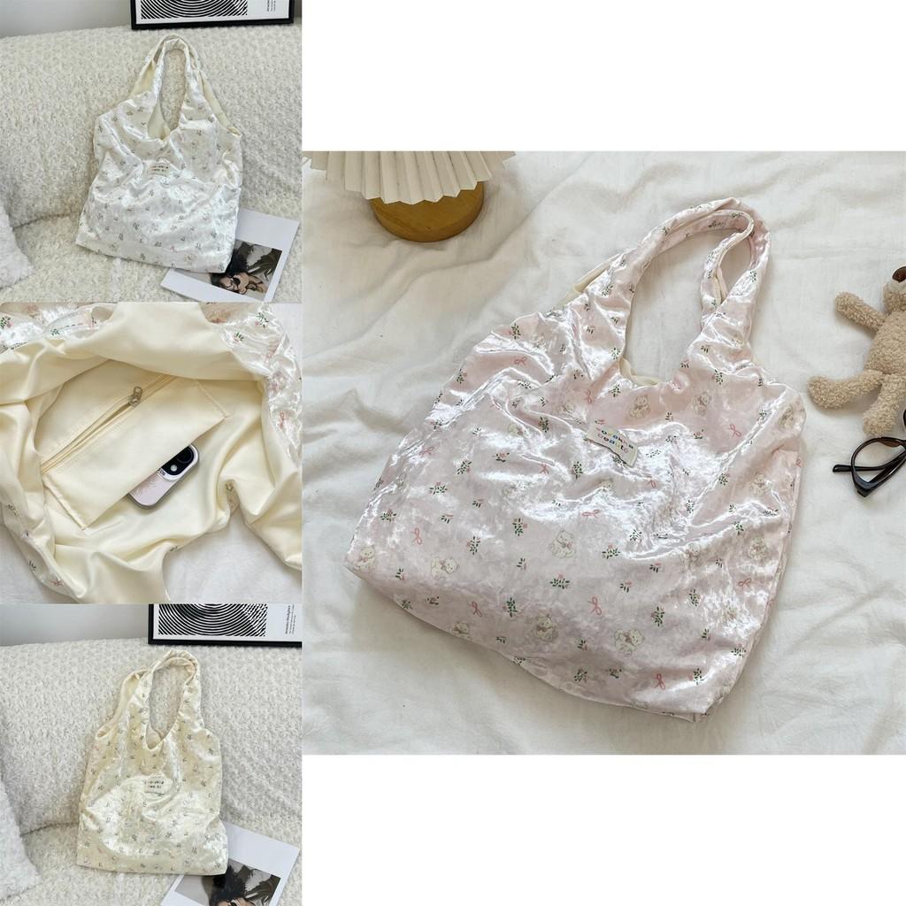 Elegant Pearl Shimmer Bear Print Silk Shoulder Bag For Women With Large Capacity