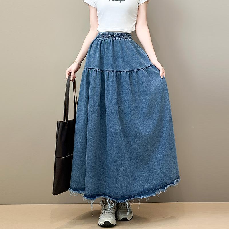 2025 Plus Size Women's Elastic Waist Slimming Denim Skirt - Spring/Summer Collection