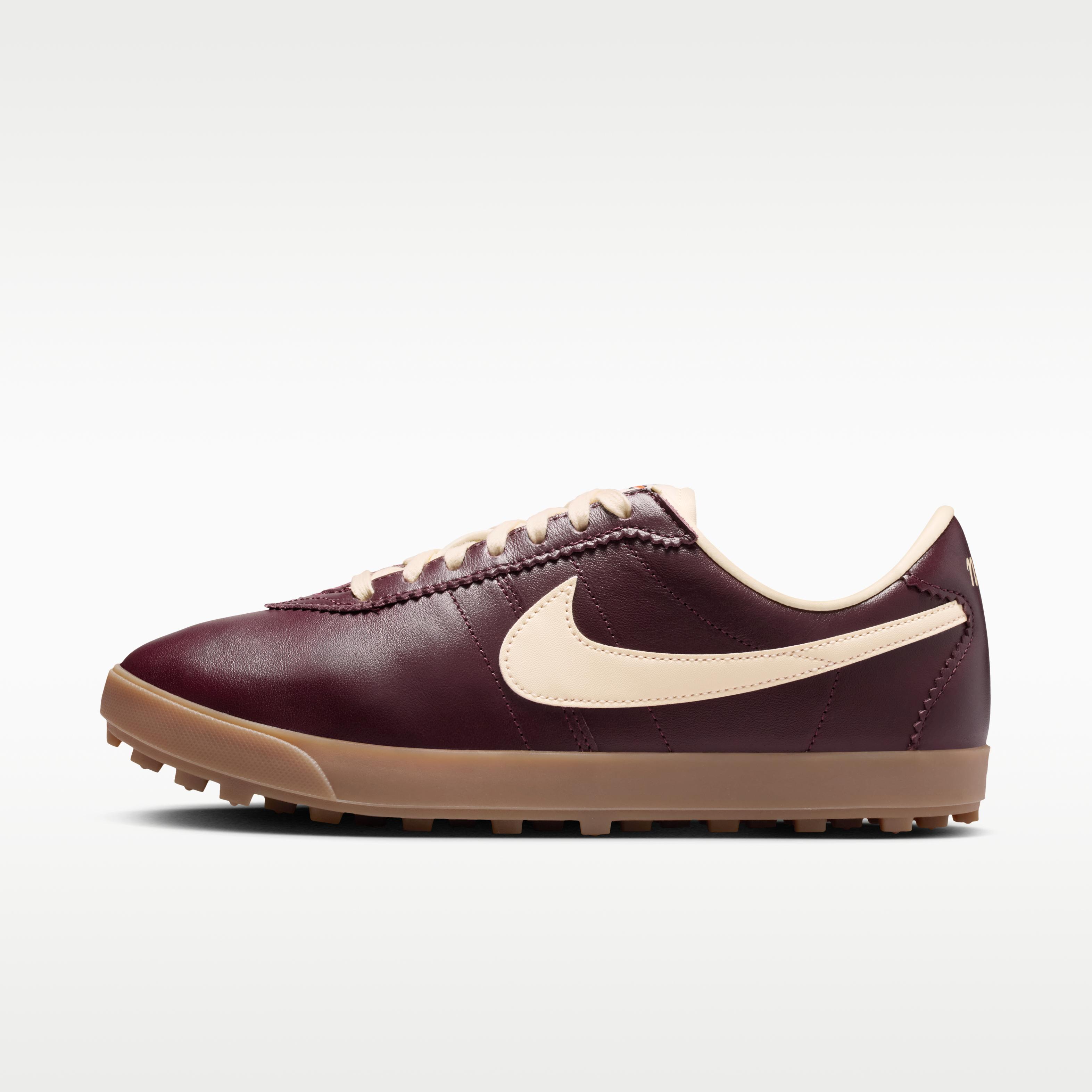 Nike Astro Grabber Leather Burgundy Crush Gum (Women s) 37.5