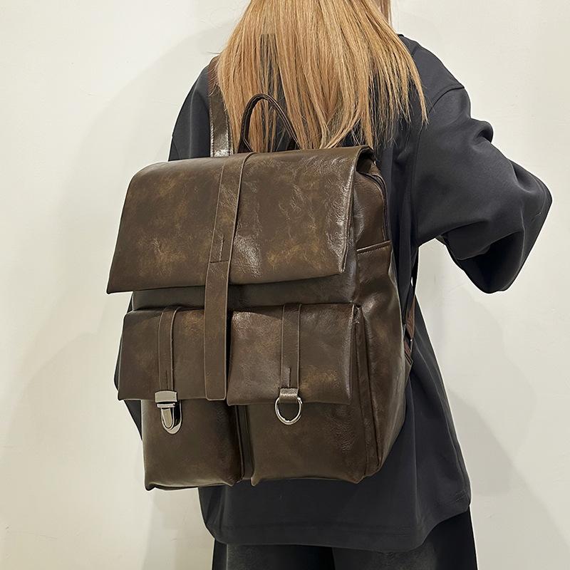Schoolbag leather travel bag new backpack anti-theft calfskin backpack European and American retro large-capacity autumn and winter bag spot