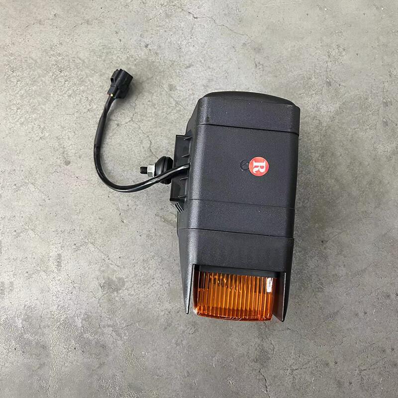 Yixun Left Front Headlight for Zhan Yang Engineering Vehicles