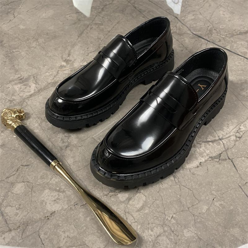 Fashion Thick Sole Men Cow Leather Loafers Slip On Men Shoes Bussiness Formal Shoes For Men Dress Footwear Sapato Social Masculino