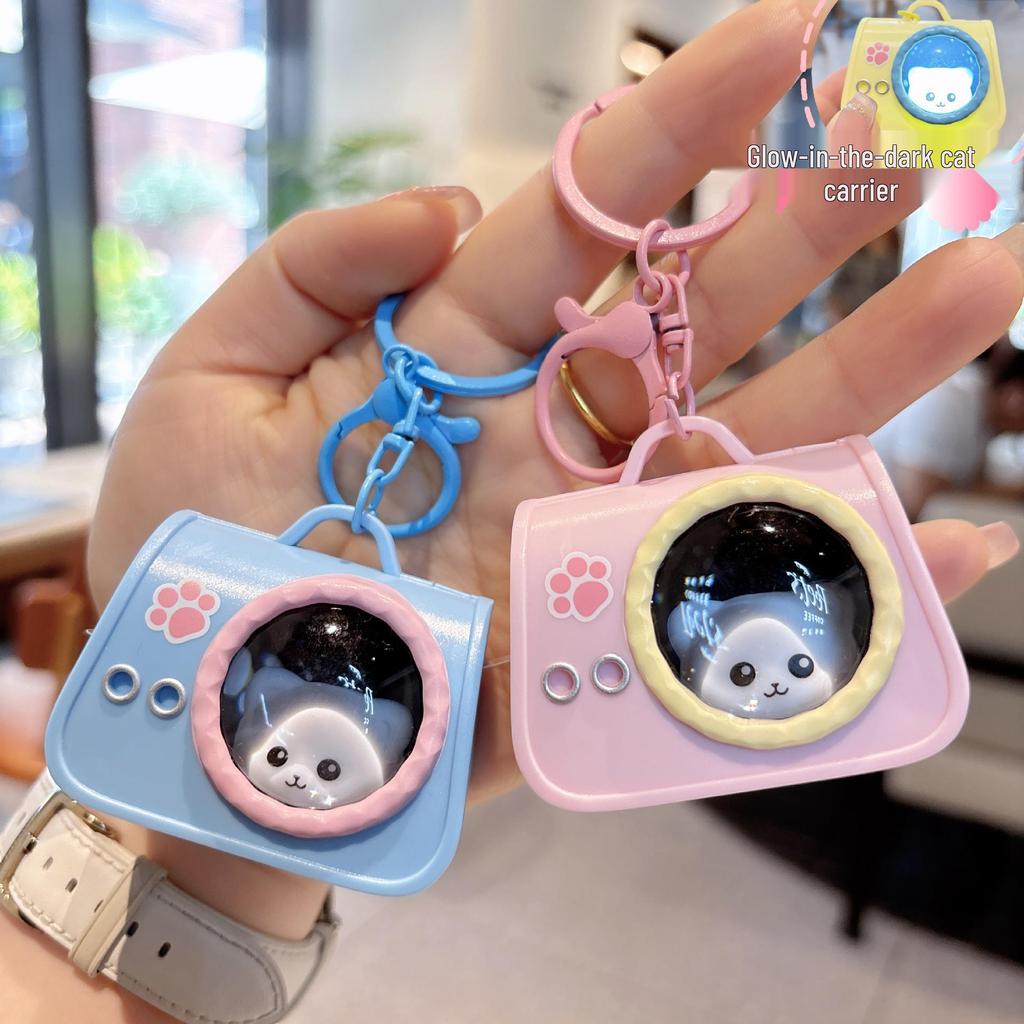 Creative Cat Space Capsule Keychain Night Light - Adorable Pet Bag Pendant Gift
