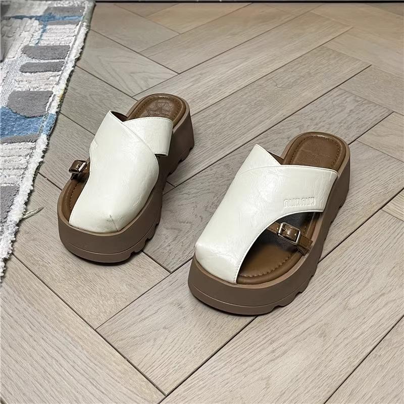 Wear 2025 New Roman Slippers Women's Summer Muffin Heightened Thick Bottom High-end Explosion Baotou Sandals Summer