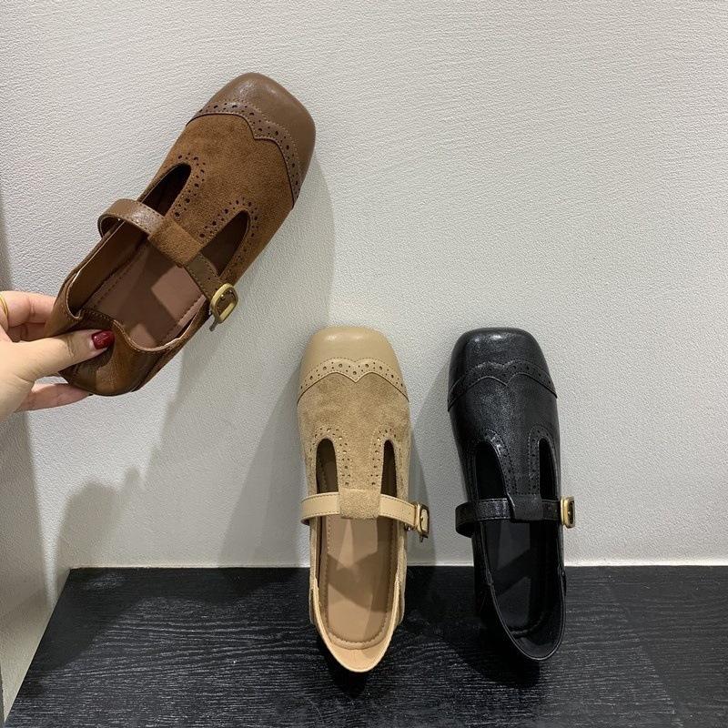 Carved Square Head Shallow Mouth Single Shoes Flat-soled Small Leather Shoes Niche Design Mary Jane Shoes Autumn