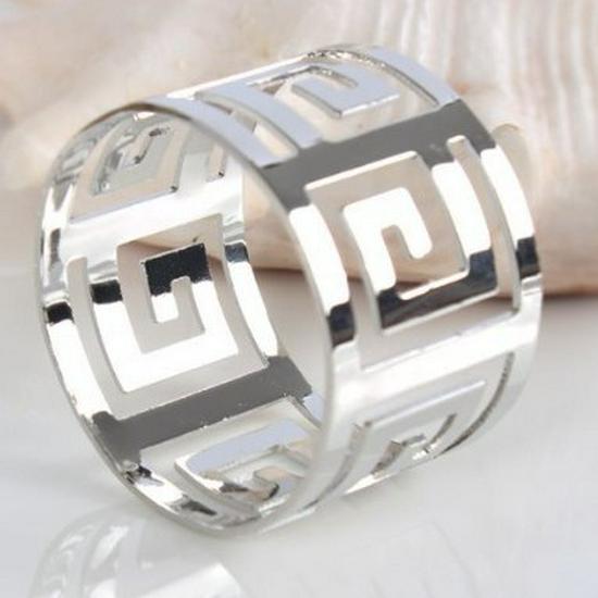 Minimalist Gold Hollow Napkin Ring for Wedding Banquet Decor