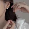 Zhuji Non-Pierced U-Shaped Ear Clips with Freshwater Pearls - Painless, Fashionable Earrings for Women