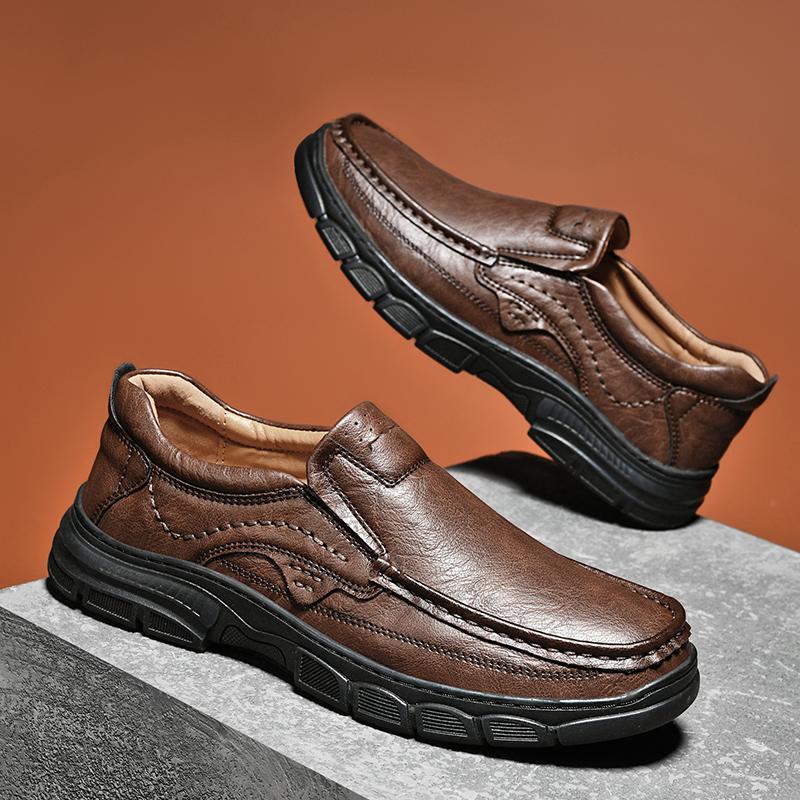 Genuine Leather Flat Shoes Classic Soft Leather Handmade Breathable Men Shoes Men Loafers Slip On Business Casual Shoes