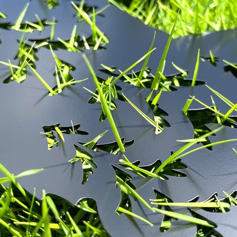 Bigfoot Yard Decor for Outside, Black Metal Sasquatch Decorative Garden Stakes, Bigfoot Silhouette Garden Decor Art, Big Foot Sasquatch Gifts