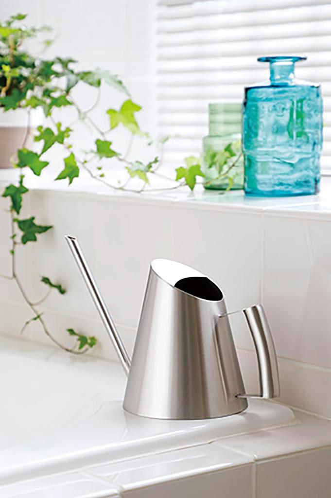 Sato Metal Industries SALUS Mitte Watering Can, Large, Stainless Steel, Silver, 239 x 127 x 170 mm, Capacity: 840 ml