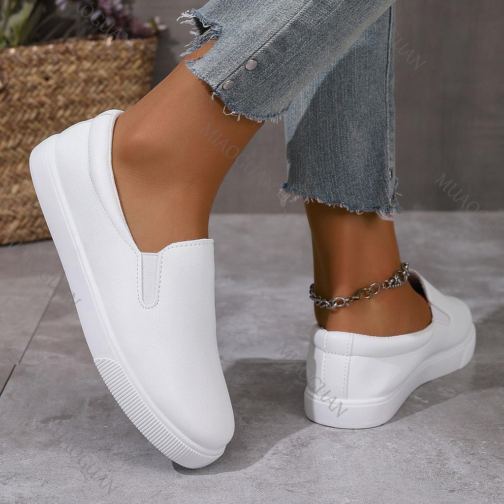 New White Lightweight Flat Bottom Leather Single Shoes for Women Casual Slip on Students Fashion Board Tenis Feminino Large Size