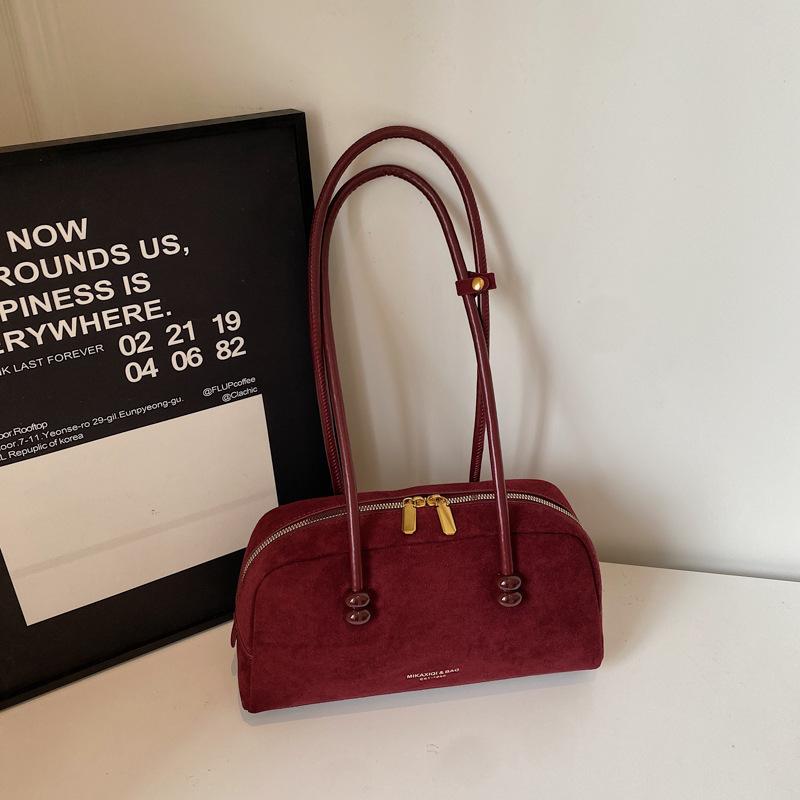 

Сумка большой вместимости женская осенне-зимняя ретро новая универсальная на плечо подмышку повседневная дорожная сумка-подушка