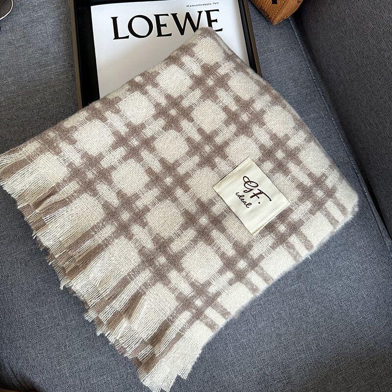 

Retro British Style Thickened Winter Scarf