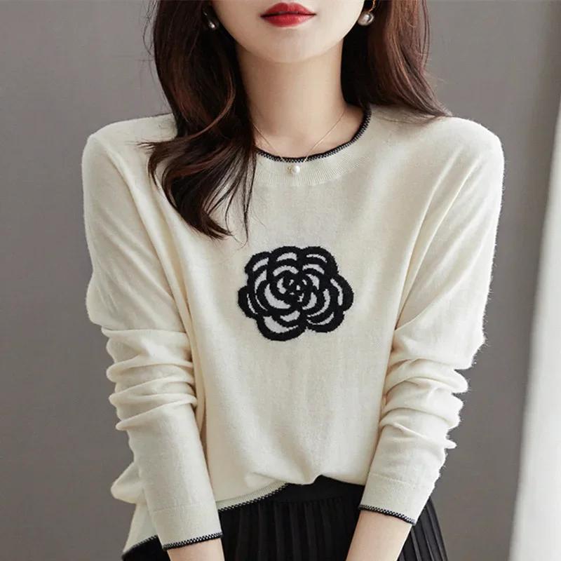 Spring Autumn Women's Round Neck Embroidery Contrast Color Wool Knitted Sweater Elegant Jacquard Type