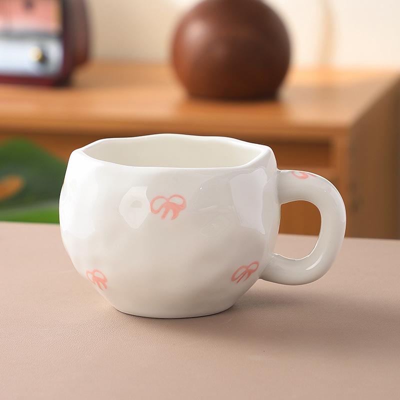 Koreanischer Ins-Wind handgepresste Liebe Keramik-Kaffeetasse, Nachmittagstee handbemalte Blumentasse hochwertiger Wasserbecher