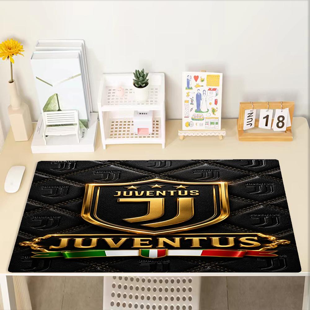 Juventus Football Club Theme Mouse Pad, Non Slip Rubber Base, Multifunctional Office & Home Decor, Perfect for Workspace Personalization.