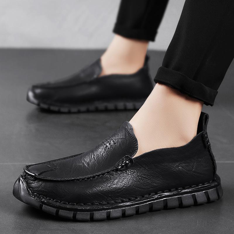 Fashion Moccasins Breathable Men Flats  Classic Soft Driving Shoes Genuine Leather Men Footwear Slip On Business Casual Walking Shoes