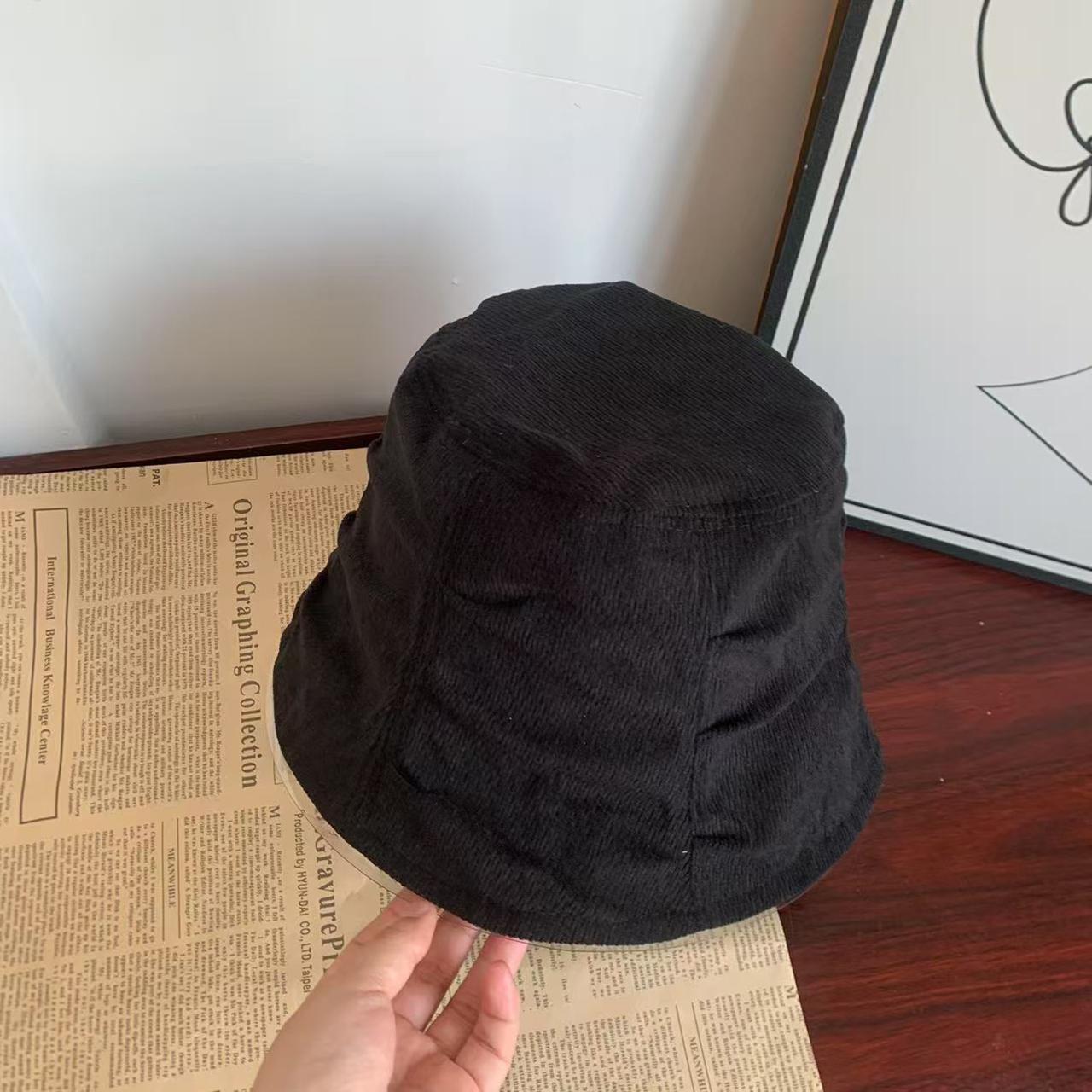

Vintage Corduroy Bucket Hat for Women Spring Autumn Solid Color Sunscreen Dome Basin Cap Girls Casual Outdoor Fisherman Hat One Size чорний