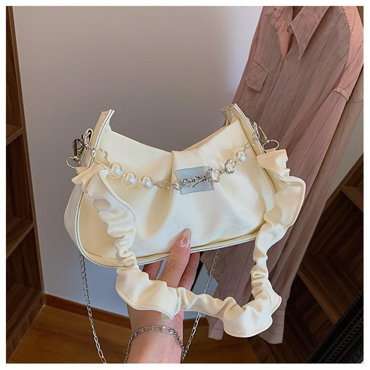 

Маленька жіноча сумка з преміальною текстурою 2024, нова плісирована Інтернет-сумка під пахвами, універсальна модна сумка через плече білий